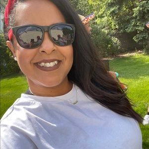 Meet your Posher, Eloisa